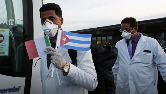 Cuba. Médecins cubains à l’étranger – Apparences et réalités