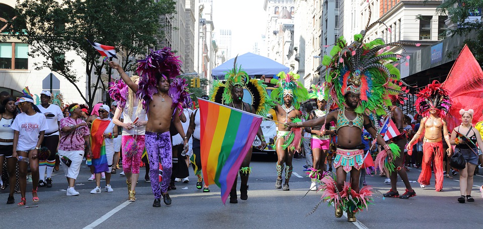 L’extrême-droite, les personnes LGBTIQ et une stratégie de résistance enjeu central