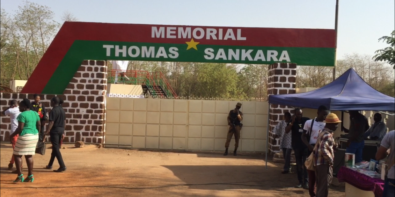 Au Burkina Faso, ouverture du procès du meurtre de Sankara et de ses compagnons