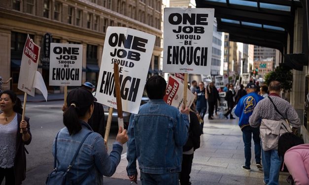 Démissions en masse et montée des grèves : les travailleurs·ses relèvent la tête aux États-Unis