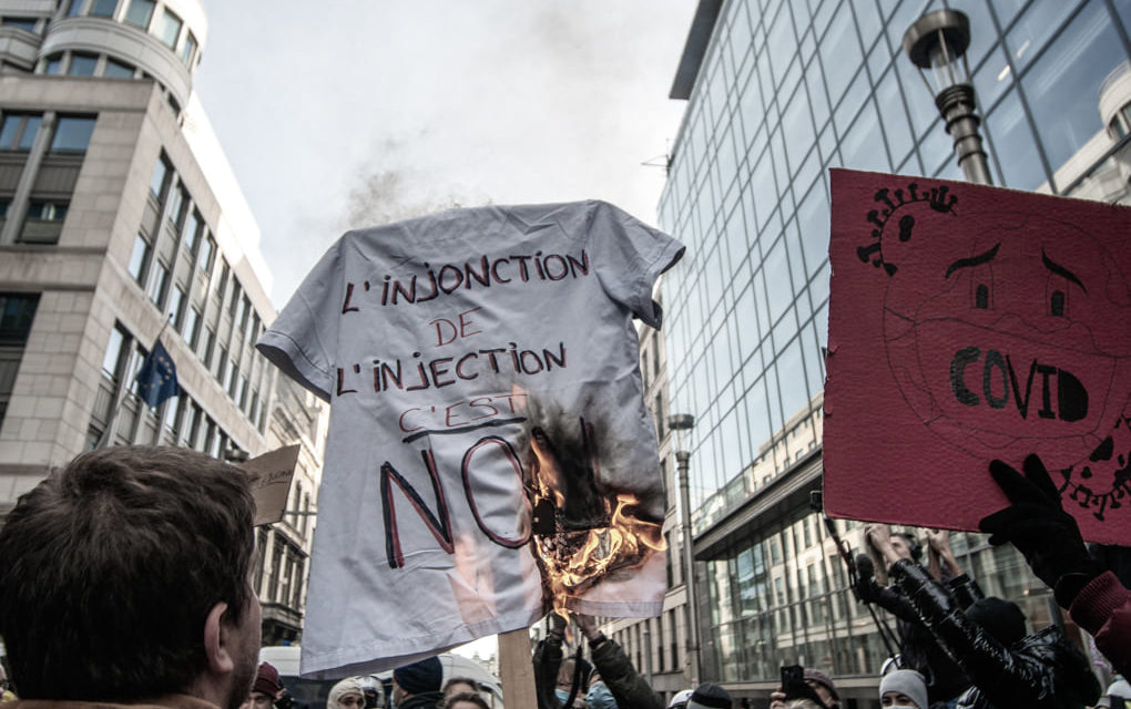 De quoi la liberté est-elle le nom ? (Pistes pour combattre la pandémie tou·te·s ensemble)