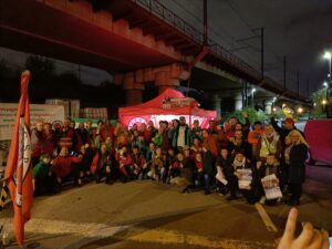 Travailleurs/euses et syndicalistes de la SNCB en grève le 5 octobre 2022 à Bruxelles (Gauche anticapitaliste - CC BY-NC-SA 2.0)