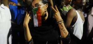 Sudanese women protest femmes Soudanaises Soudan manifestation manifestantes lutte