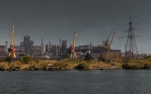 Usine Azovstal à Mariupol, en octobre 2014. Chad Nagle / Wikimedia commons