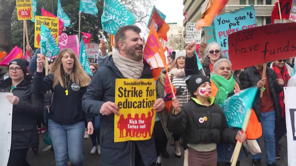 Au Royaume-Uni, le mouvement social ne désarme pas