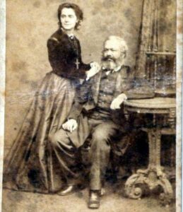 Karl Marx et sa fille Jenny, 1869 (source : Wikimedia Commons)