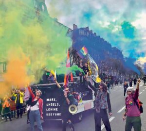 LGBT Pink bloc Manifestation contre la réforme des retraites, Paris, 7 mars 2023