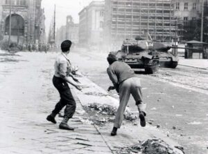 Le soulèvement de 1953 en Allemagne de l'Est de juin-juillet 1953 (source : flickr)