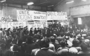 Assemblée des travailleurs pendant la deuxième grève régionale du verre, 1979 (DR).