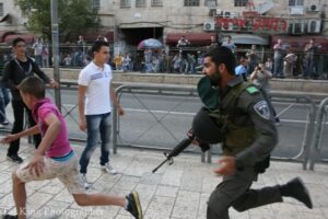 Violences policières – le jour marquant les 45 ans de l'occupation israélienne de Jérusalem-Est (source : Tal King, flickr)