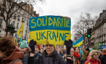 « La gauche devrait soutenir une paix juste pour l’Ukraine, pas un accord Trump-Poutine visant à apaiser l’agresseur » : Un entretien avec le socialiste ukrainien Denys Pilash