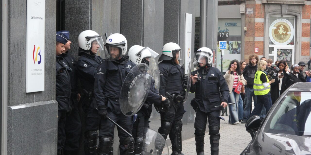 Décret paysage : quand on se mobilise, ils répriment !