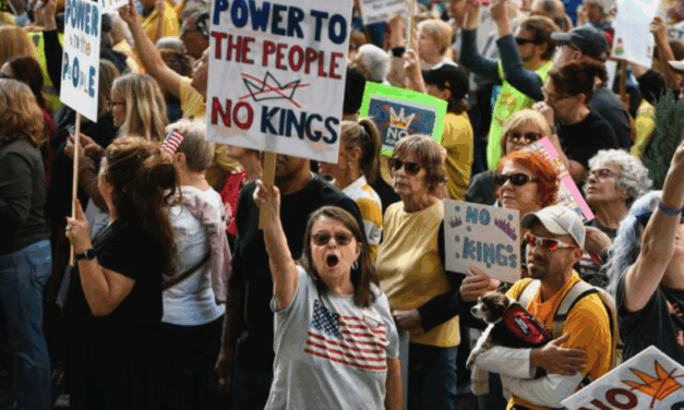 Des millions de personnes manifestent contre Trump, pour la démocratie et la justice sociale