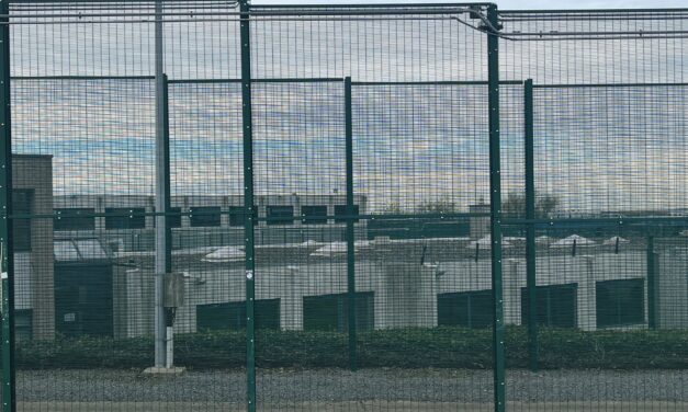 Liberté pour tous les enfermés !