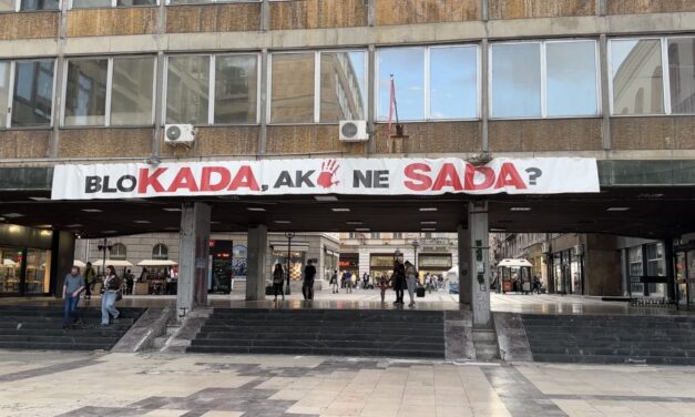 Serbie : Le soulèvement après l’effondrement