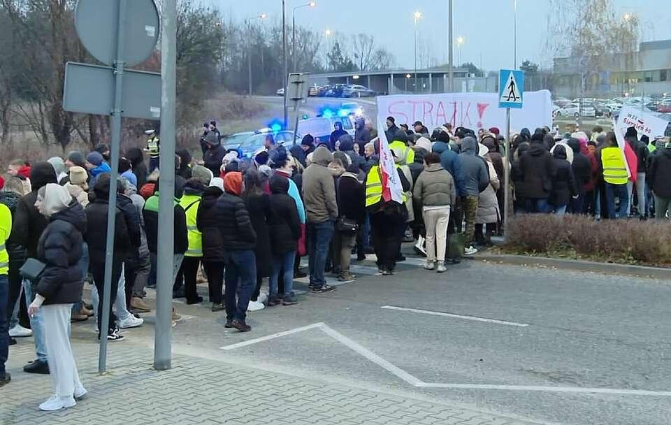 Pologne : révolte des machines et des hommes. Une grève générale a paralysé Valeo à Chrzanów
