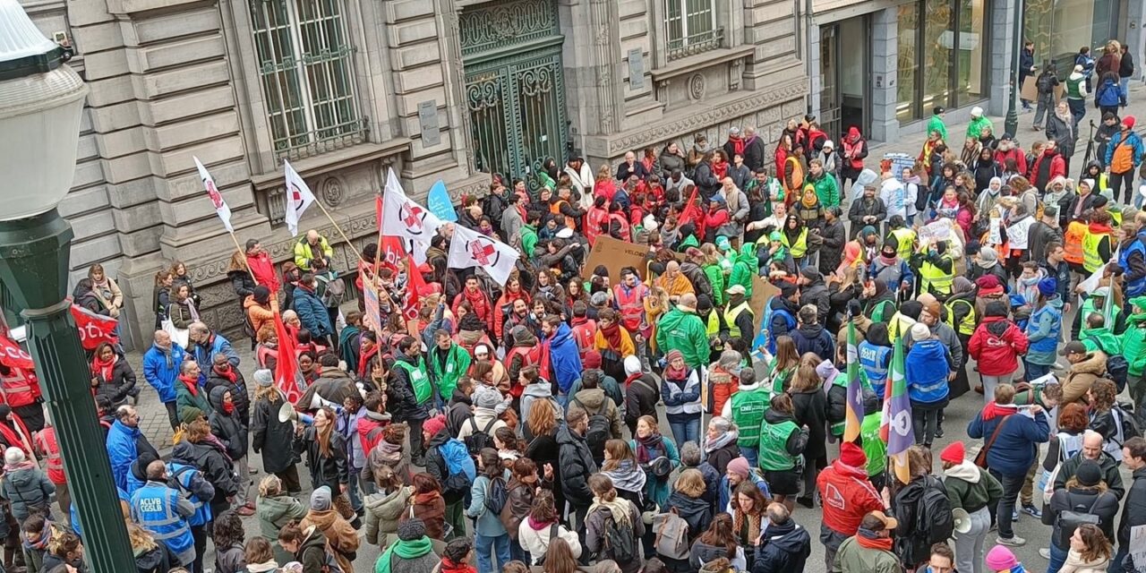 Bruxelles pour une politique de rupture avec l&rsquo;Arizona ! 