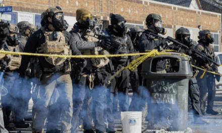 Minneapolis : face à la réprobation générale, après deux assassinats, Trump change d’approche