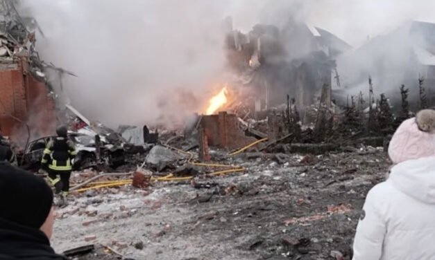 « Comment vit l’Ukraine, qui mène une résistance totale depuis quatre ans? »