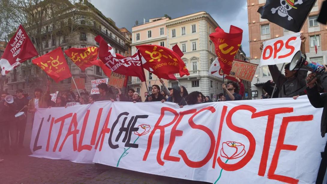 Italie : Le vote populaire repousse le projet séditieux de la droite
