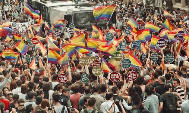 Contre la chasse aux LGBTI+ en Turquie, organisons la solidarité internationale